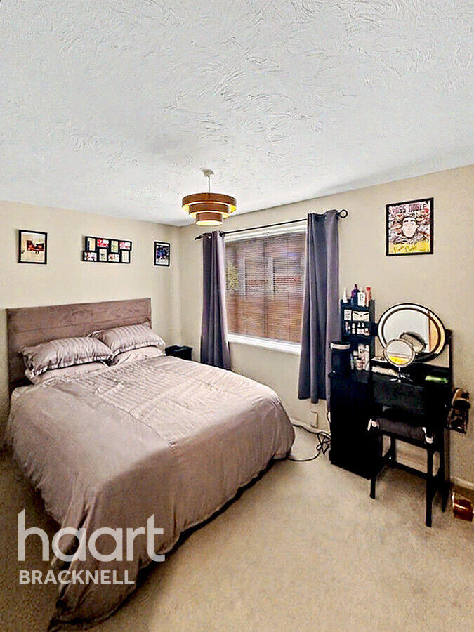 Main image of property: Kilmington Close, Bracknell