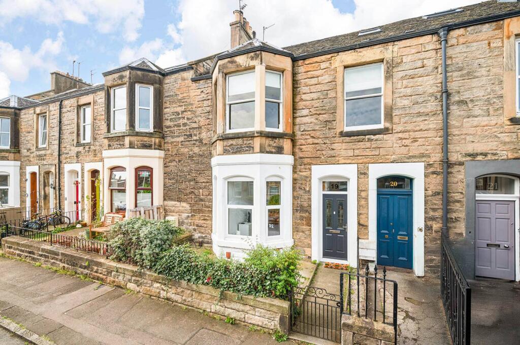 Main image of property: 19 Ryehill Place, Leith Links, Edinburgh, EH6 8EP