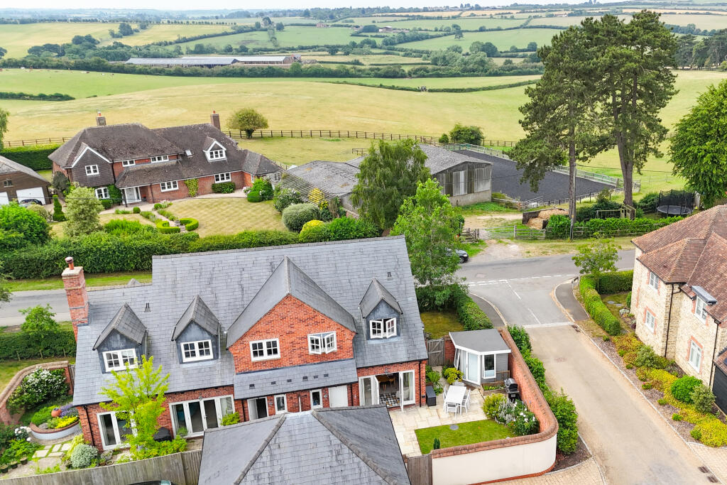 Main image of property: Chearsley, Buckinghamshire, HP18