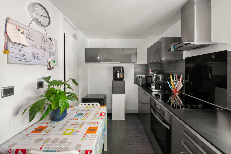 Apartment in London - View 3