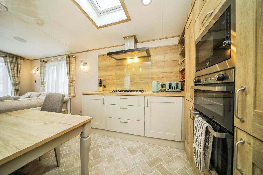 Carlton Lane, Carlton, Saxmundham photo 3