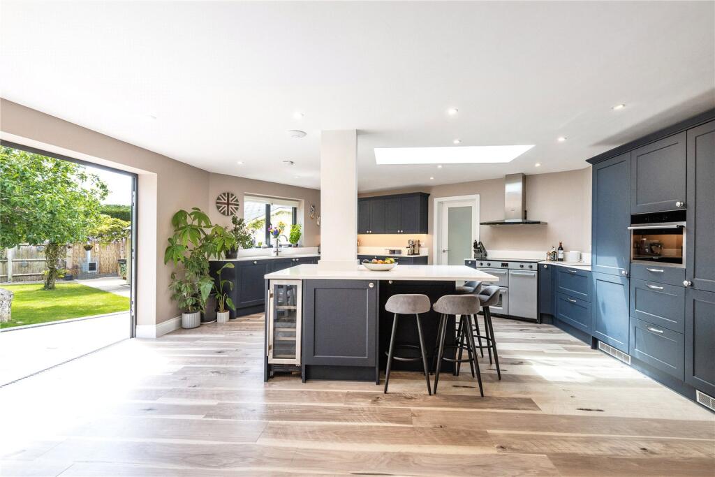 House in Tonbridge - View 4