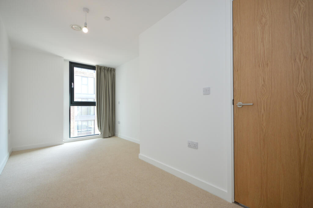 Apartment in Bristol - View 4