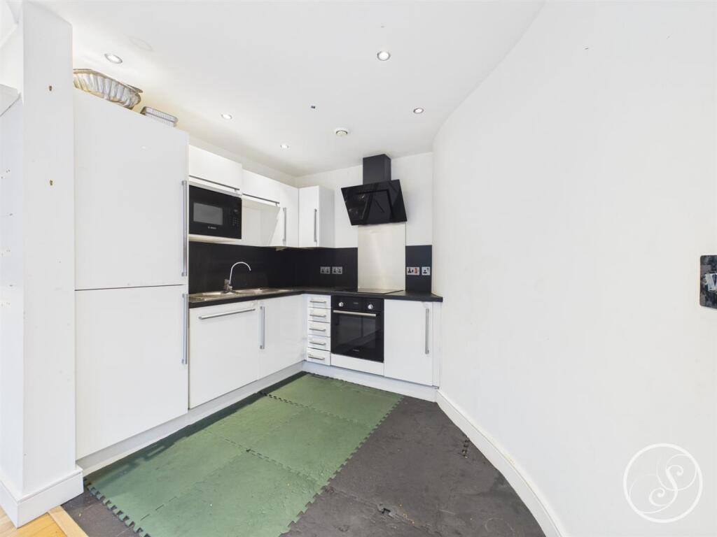 Apartment in Leeds - View 4