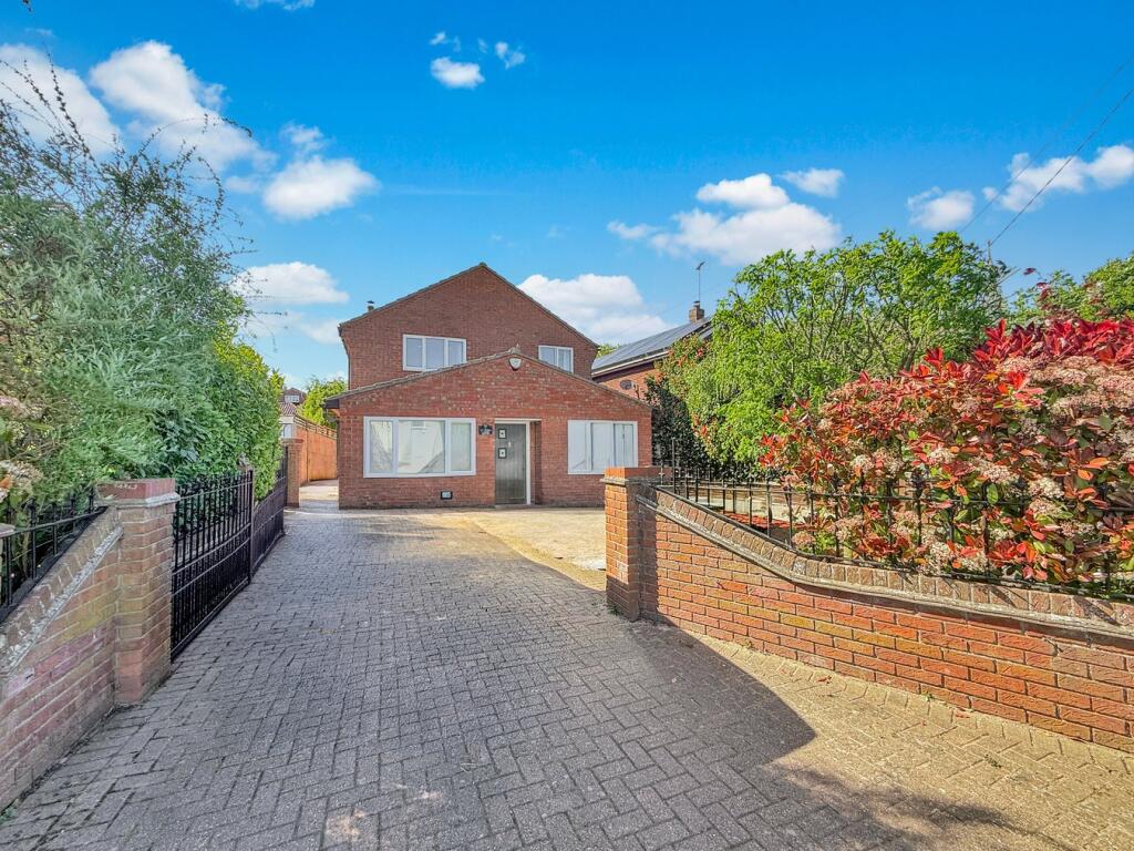 Main image of property: Bromley Road, Elmstead, Colchester, CO7