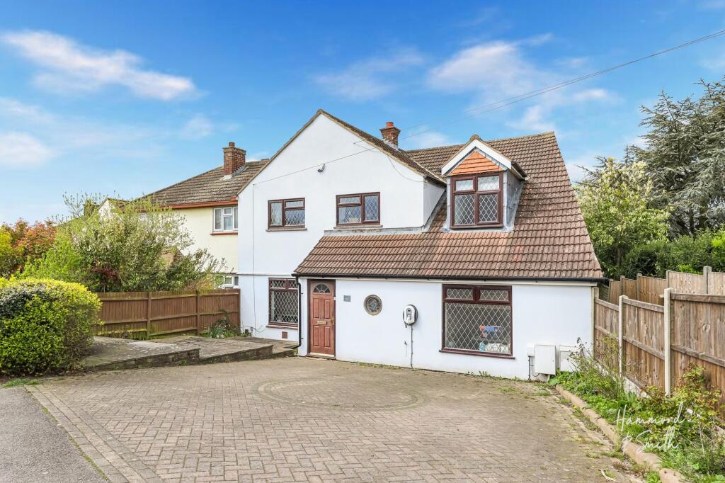 Main image of property: Shaftesbury Road, Epping, CM16