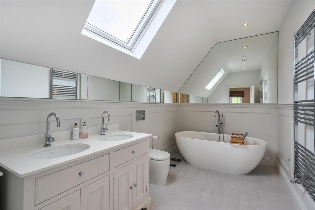 Bridge Way, Chipstead, Coulsdon photo 4