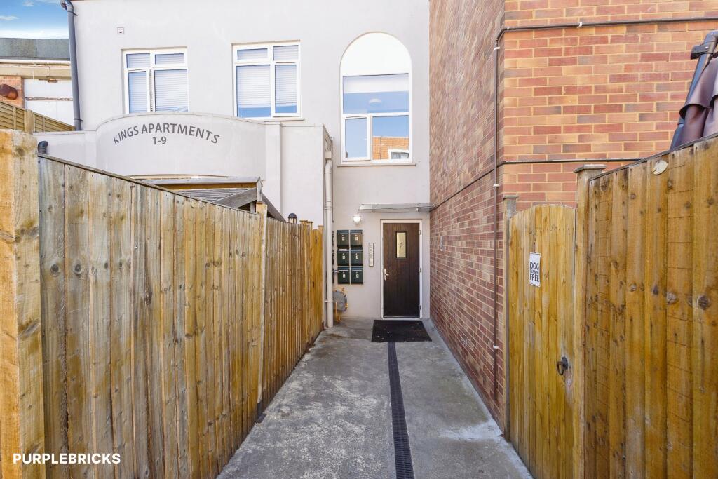 Apartment in Portsmouth - View 5