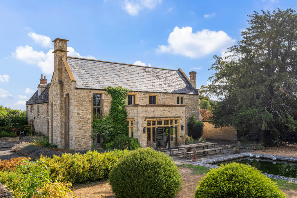 Main image of property: Little Faringdon, Lechdale, Gloucestershire, GL7