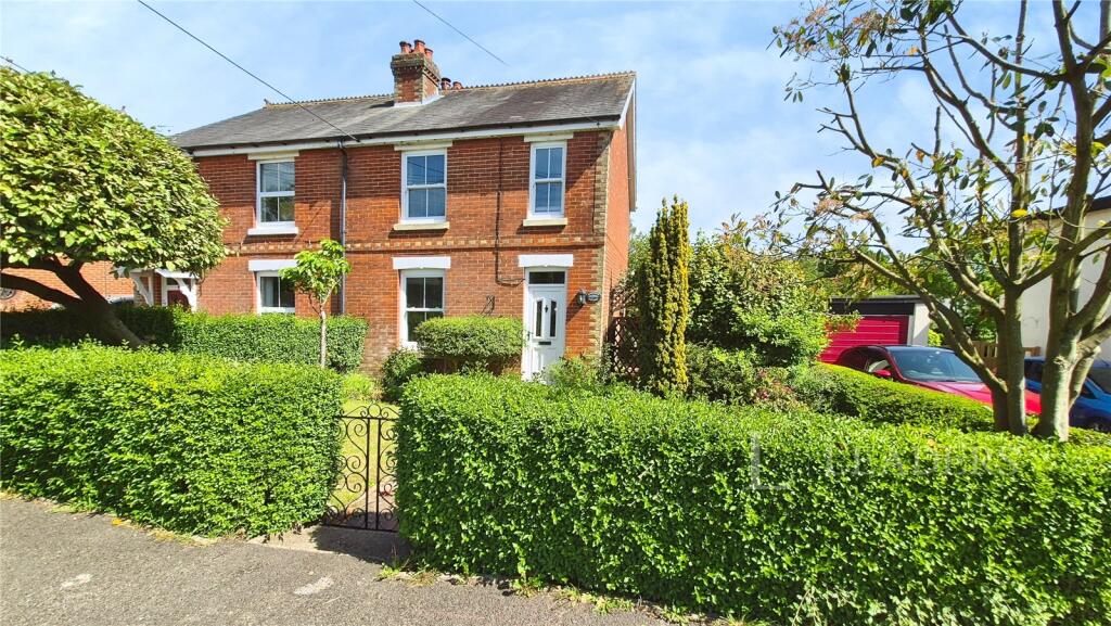 Main image of property: High Street, Shirrell Heath, Southampton