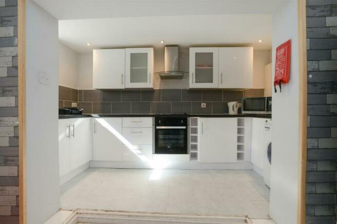 House in Nottingham, Forest Fields - View 4