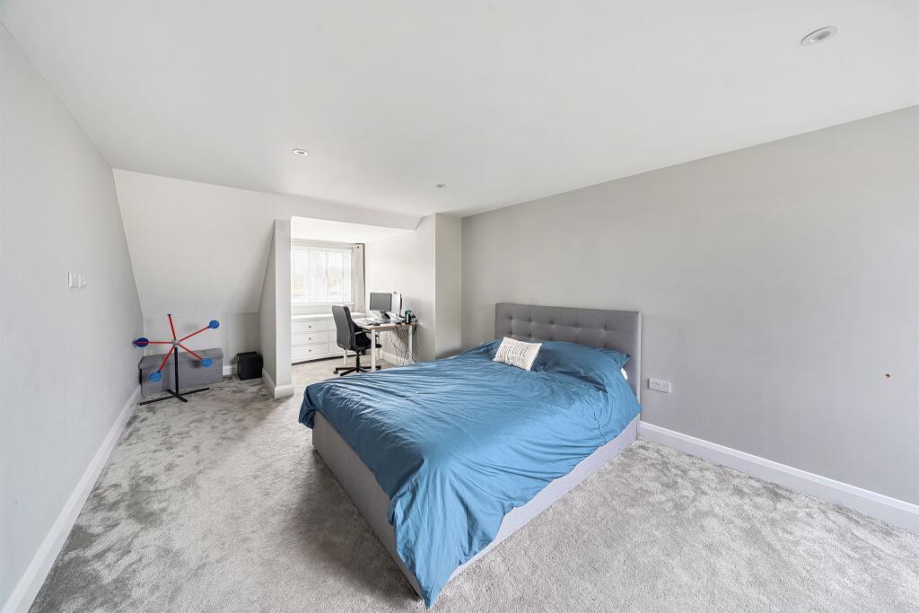 Additional image 11 of Jenkins Avenue, Bricket Wood, St. Albans