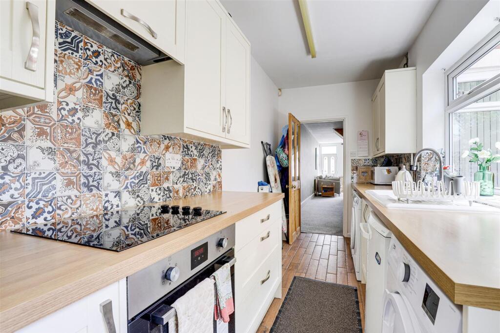 Repton Road, Nottingham, NG6 photo 4