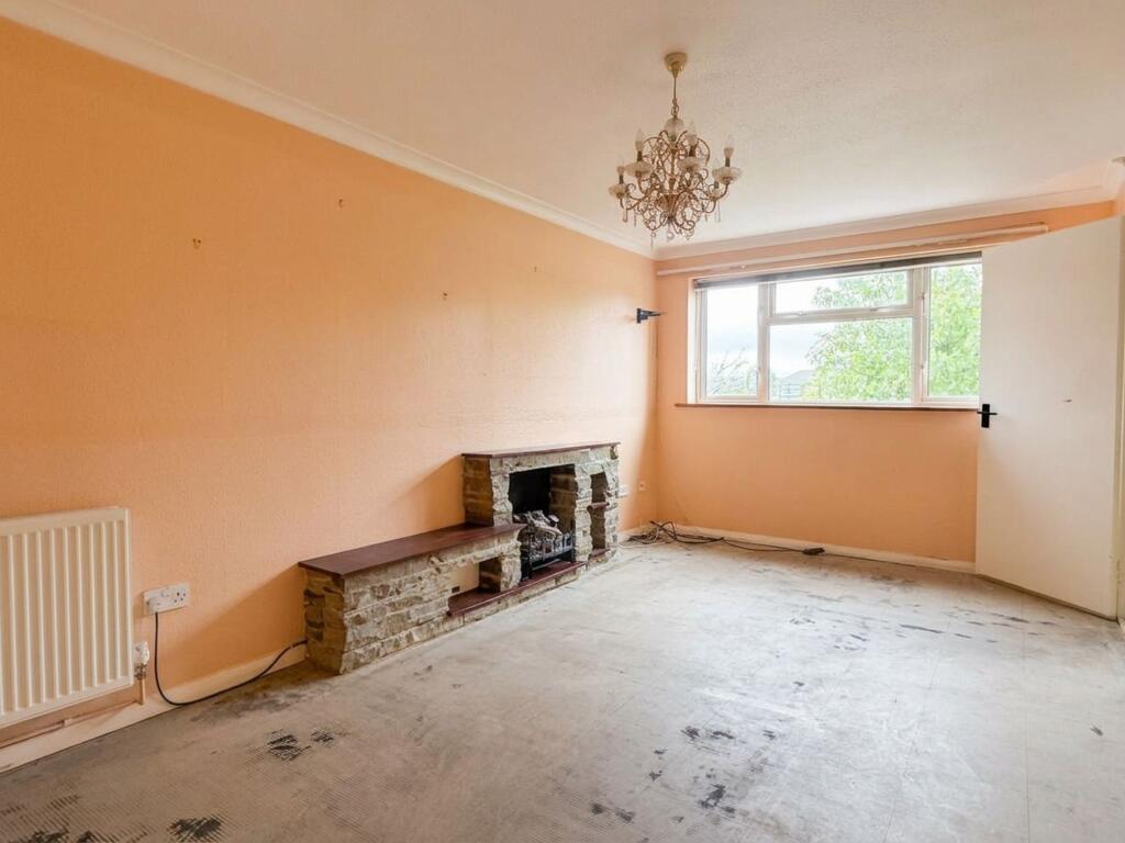 House in Portsmouth - View 3