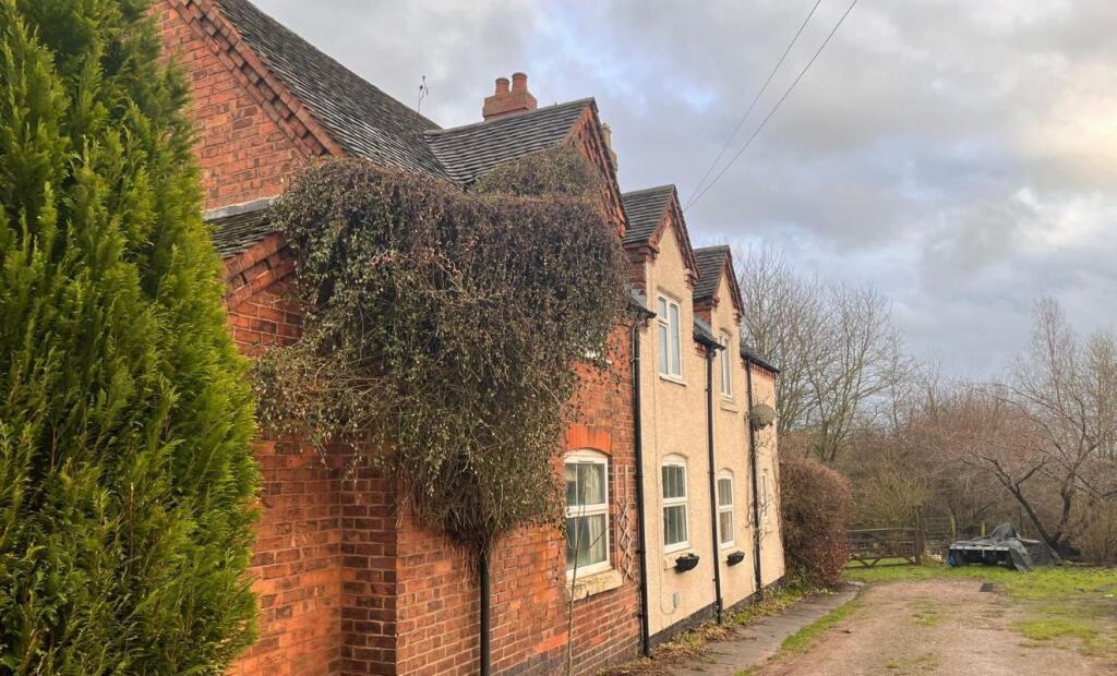 Main image of property: 149 Turf Pitts Lane Canwell, Sutton Coldfield, West Midlands, B75 5TB