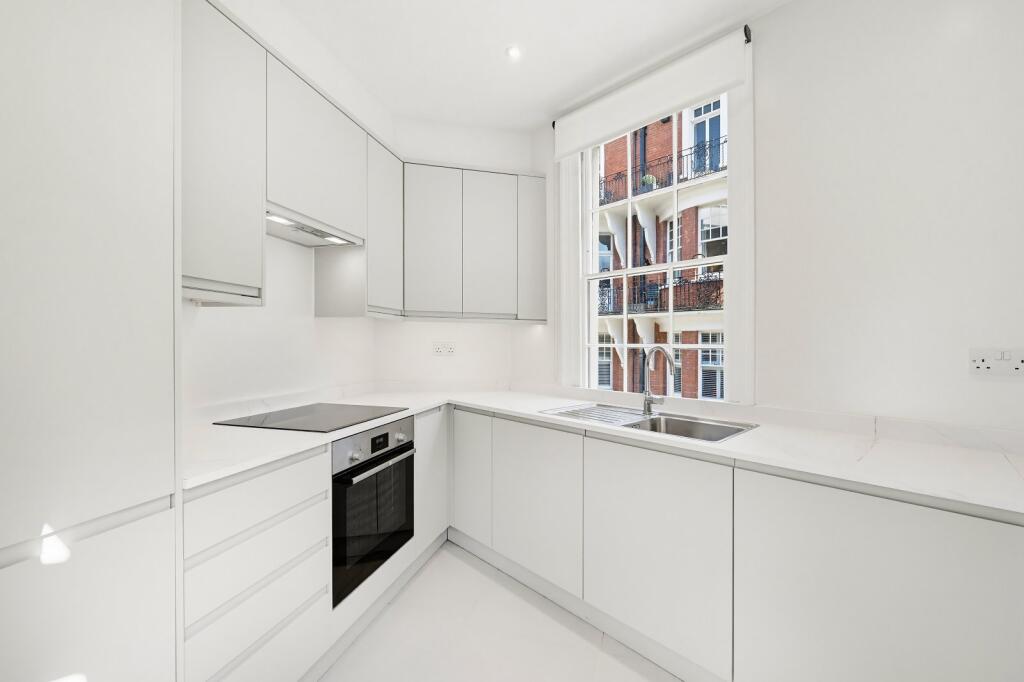 Main image of property: Cadogan Place, 
Belgravia, SW1X