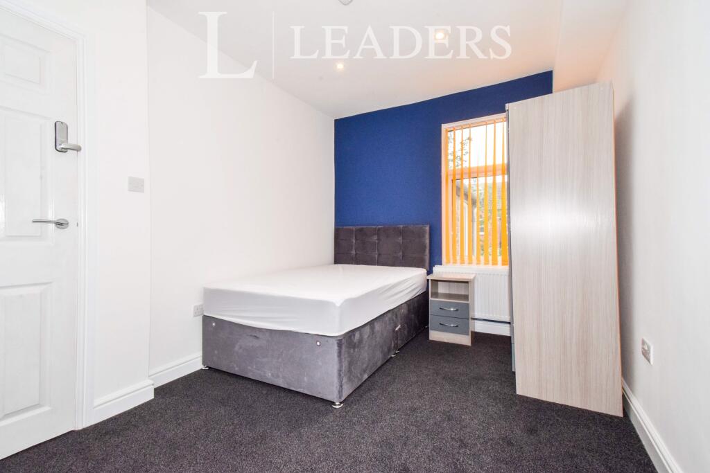 Main image of property: Russell Street, (back double), LE11