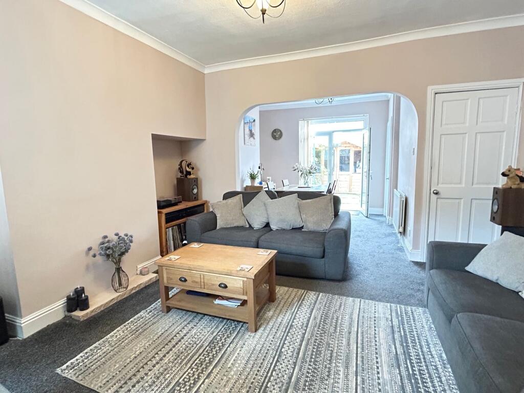 Compeigne Avenue, Riddlesden, Keighley, BD21 photo 4