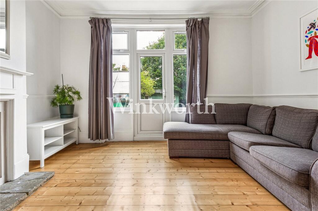 Apartment in London - View 3