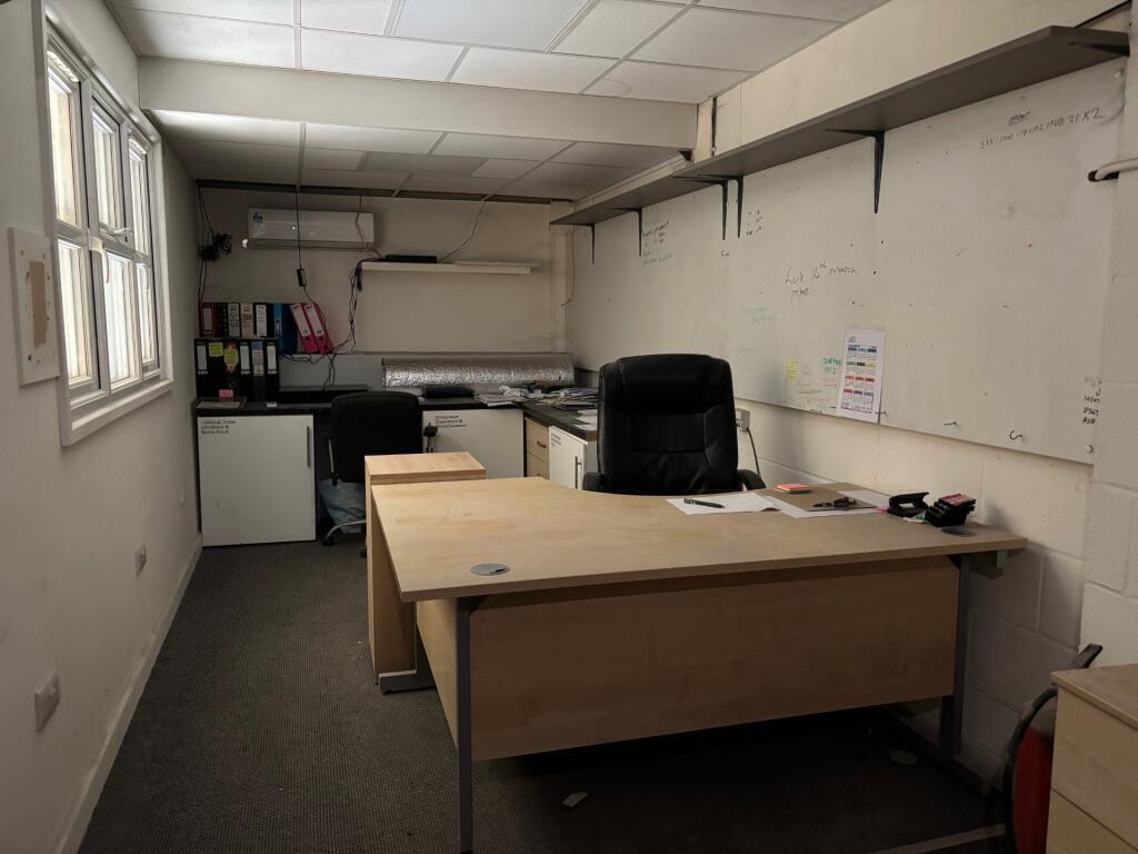 Office - mezzanine