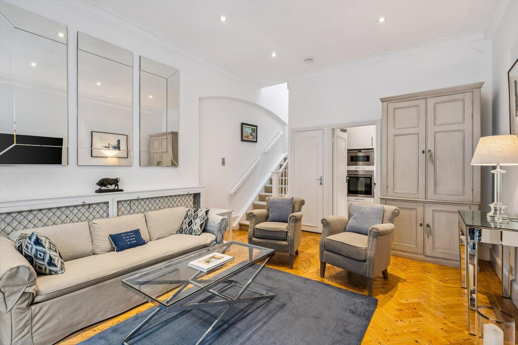 House in London, Belgravia - View 4