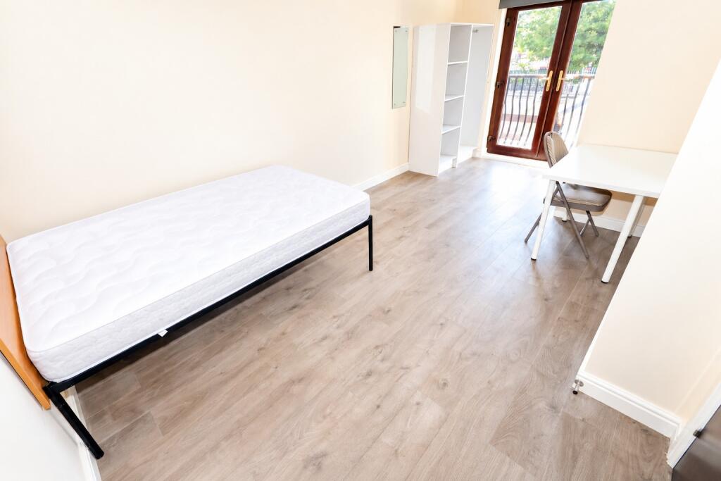House in Liverpool - View 5