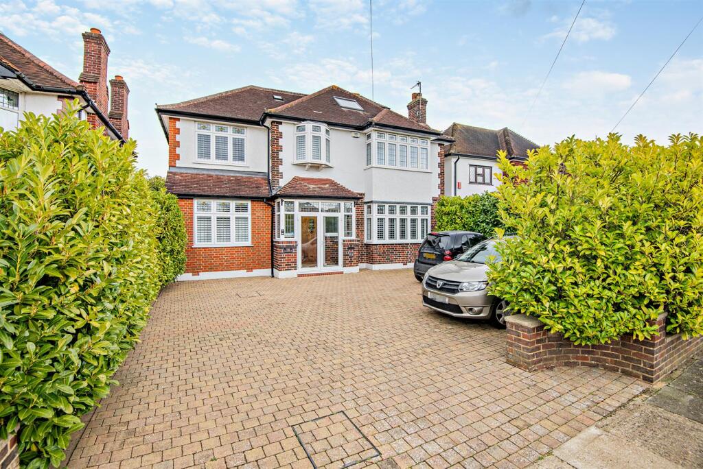 Main image of property: Park Avenue East, Epsom KT17