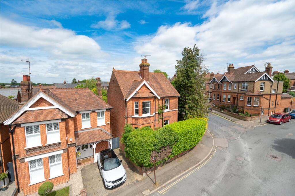 Main image of property: Gombards, St. Albans