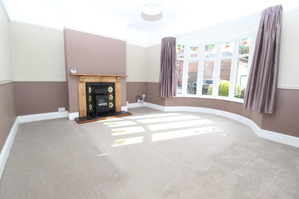 5 PRINCES AVENUE photo 2