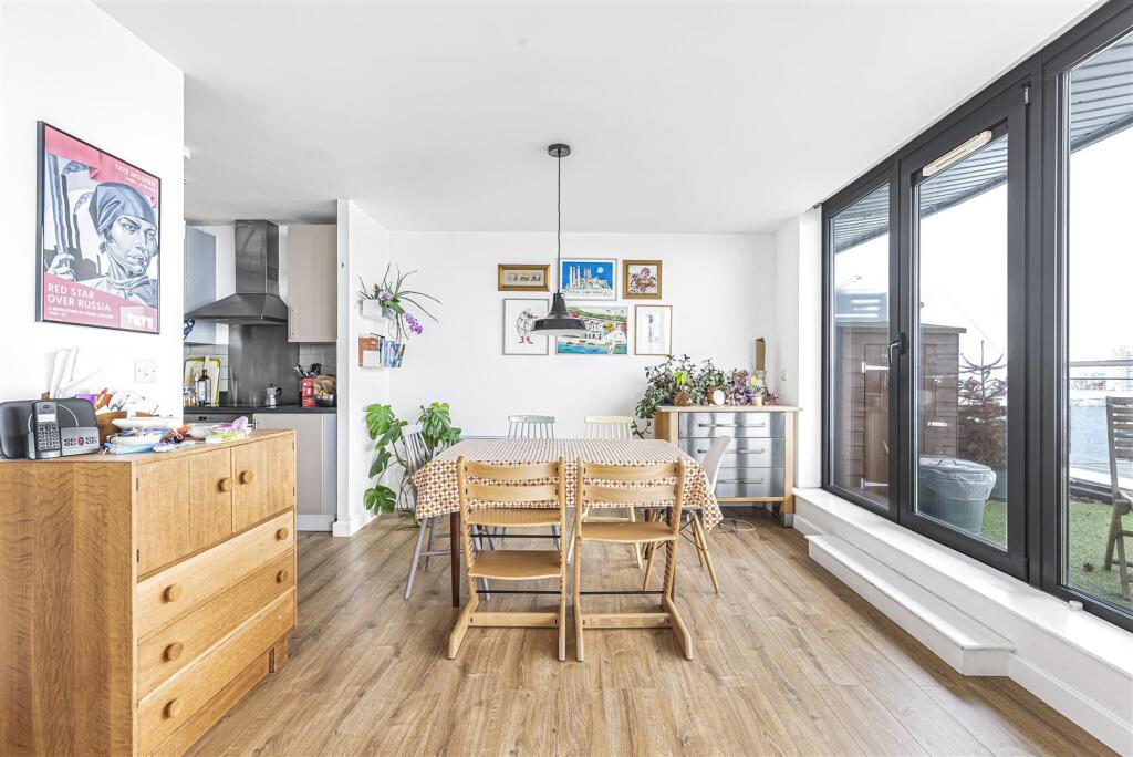 Palmers Road, London - View 5