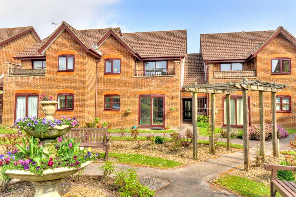 Main image of property: Old School Close, Stokenchurch, HP14