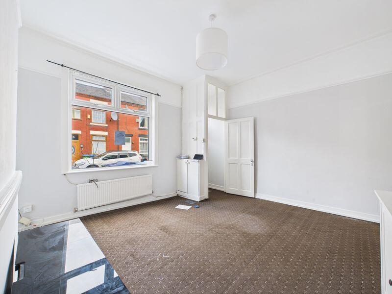 26, Radclyffe Street, Middleton, Manchester, M24 photo 2