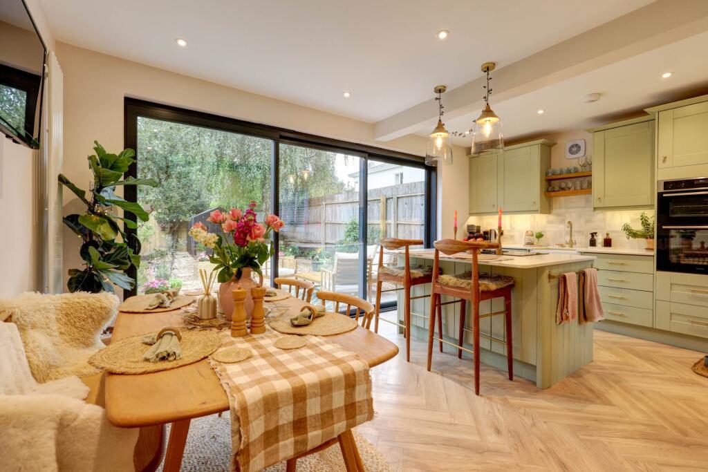House in Blandford Forum - View 3