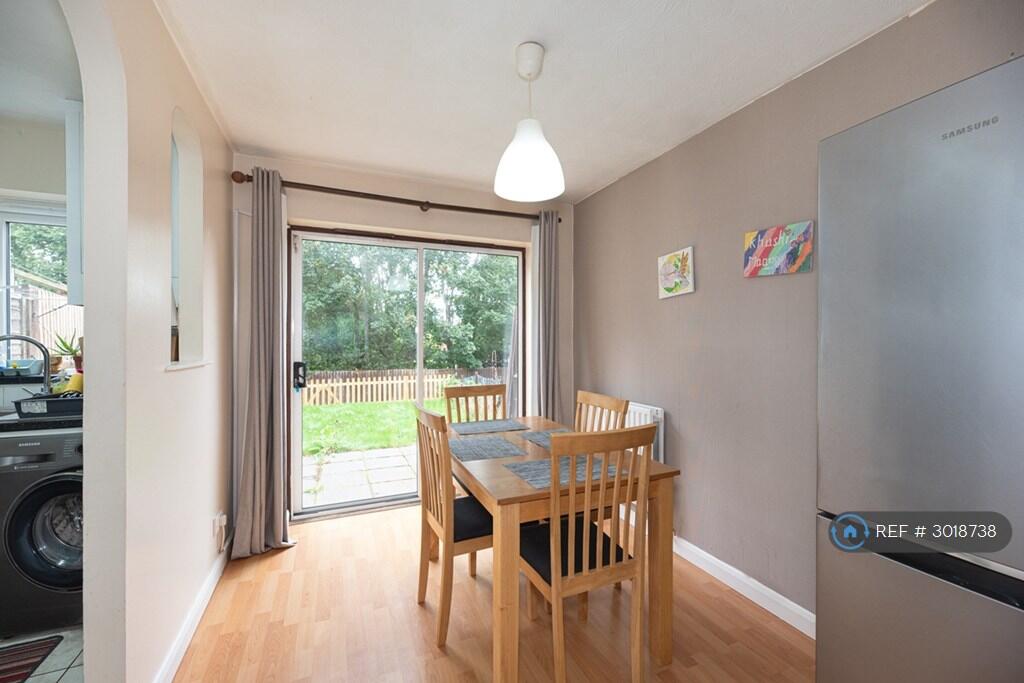 House in Chelmsford - More