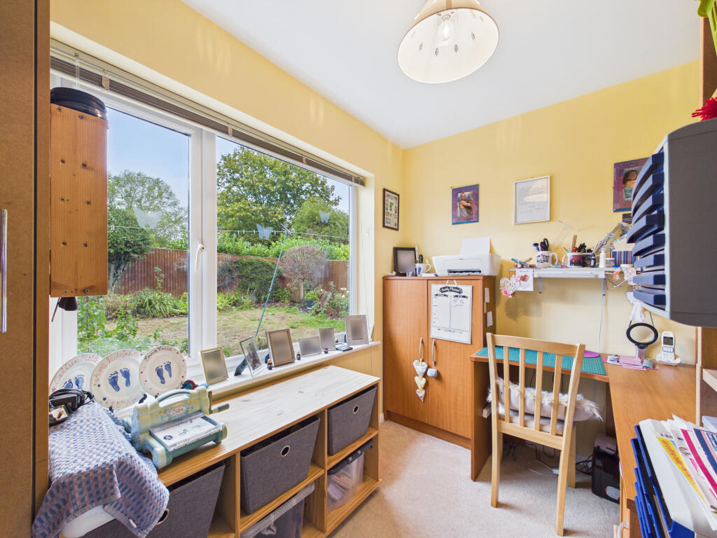 House in Hemel Hempstead, Oakley - View 5