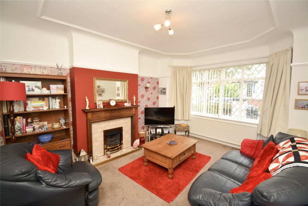 House in Wirral, Liverpool City Region - View 5