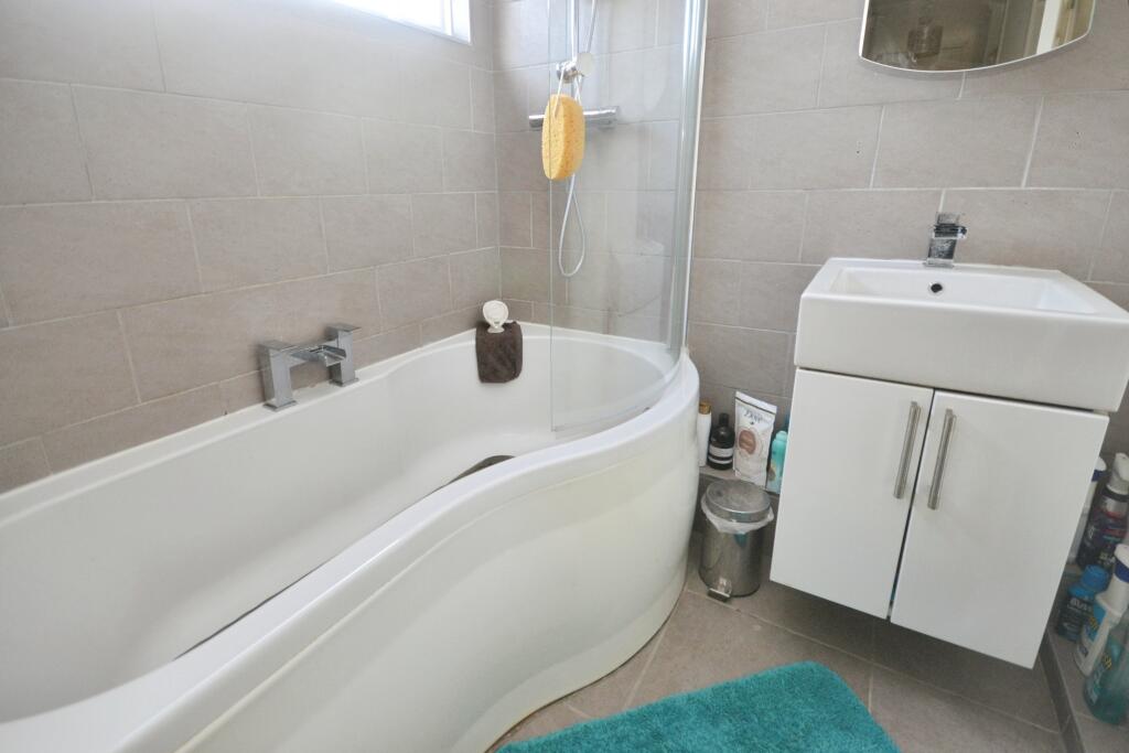 Darleydale, Southgate, Crawley, RH11 - More