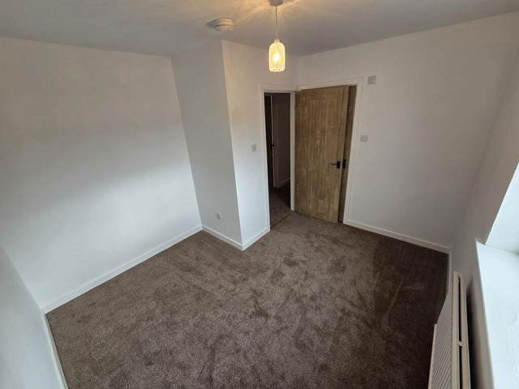House in Lancaster - View 5