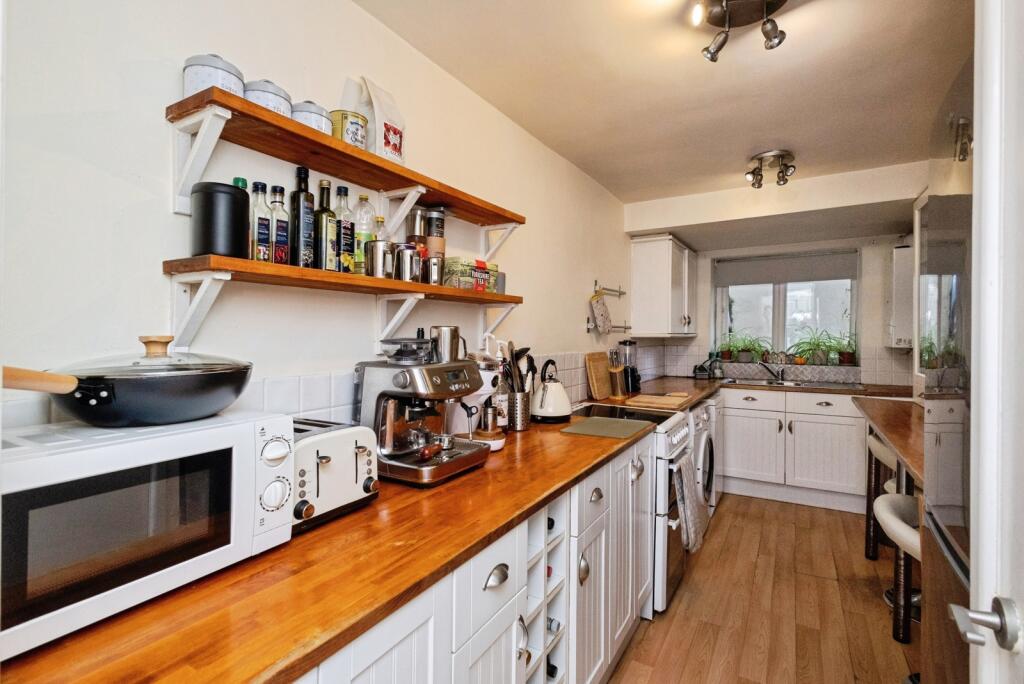 Apartment in Manchester - View 4