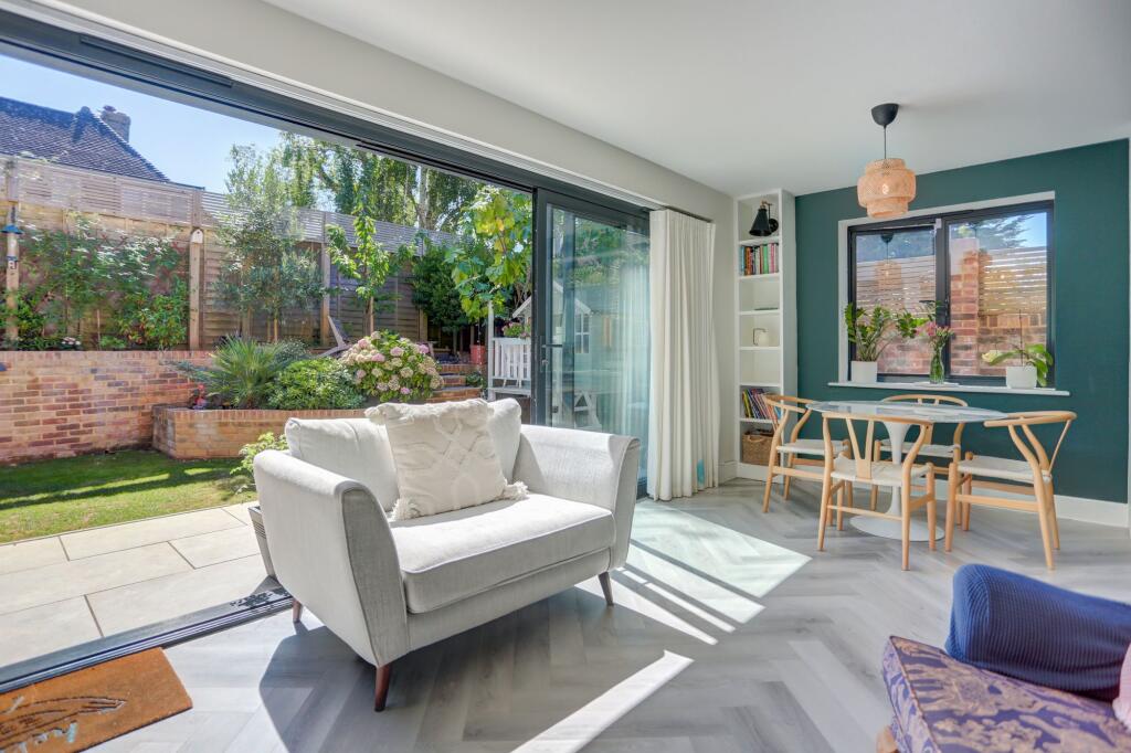 Lloyd Close, Hove, BN3 photo 5