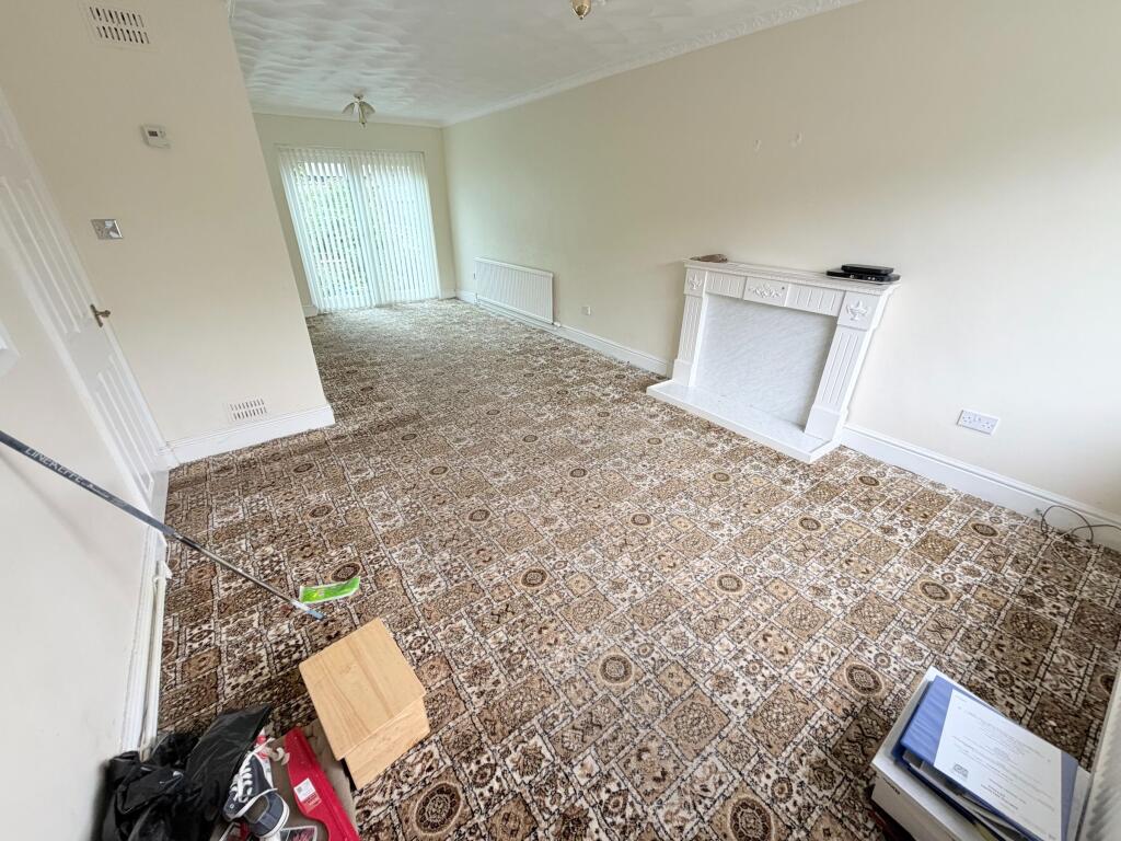 House in Aberdare, Aberaman North - View 2