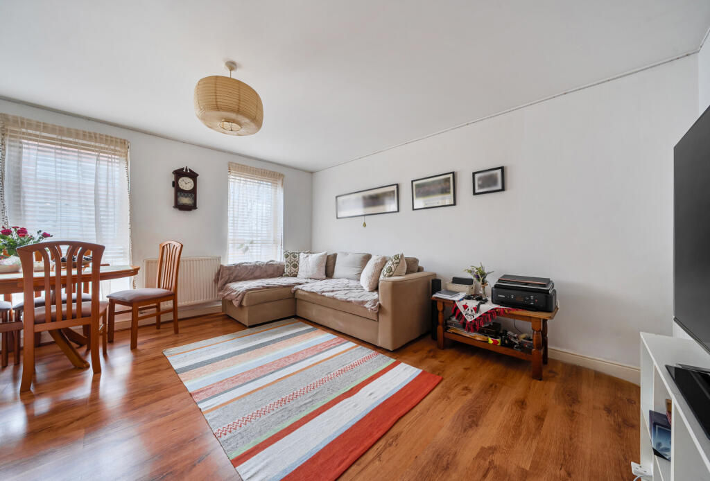 Main image of property: Jackwood Way, Tunbridge Wells, Kent, TN1