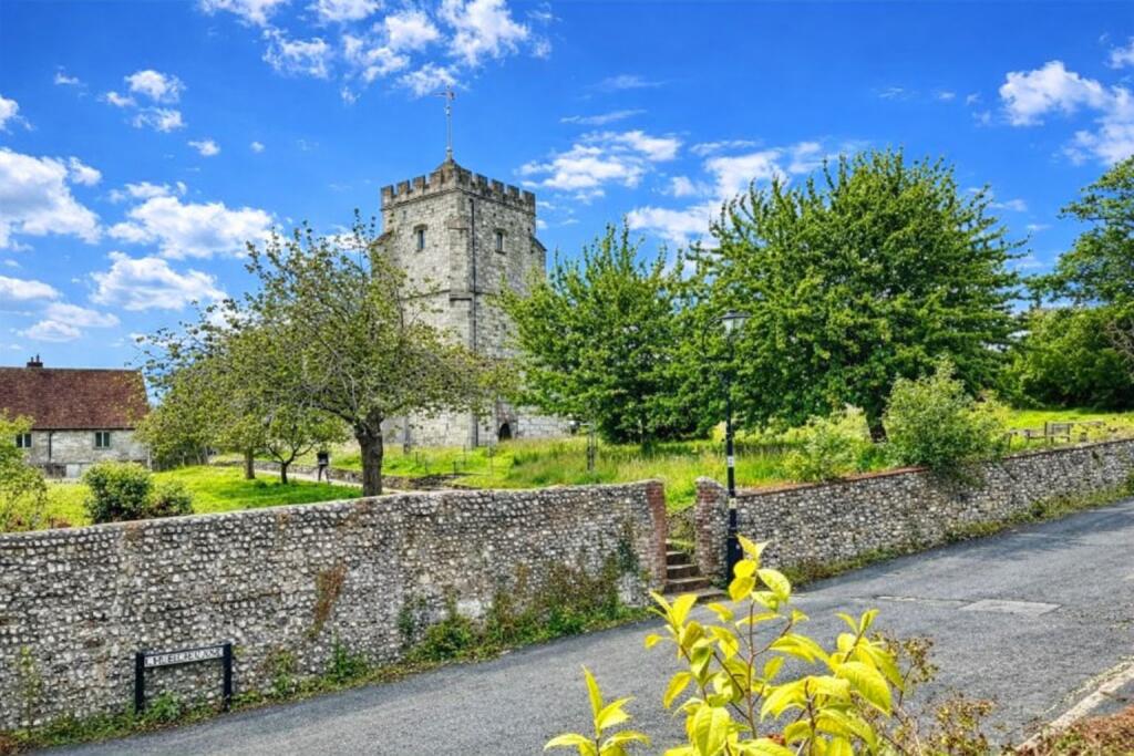 House in Eastbourne, East Sussex - View 2