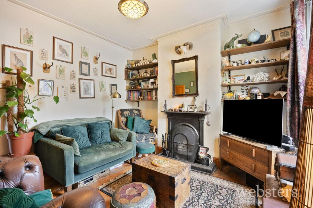 House in Norwich, Arlington, Heigham Grove - More