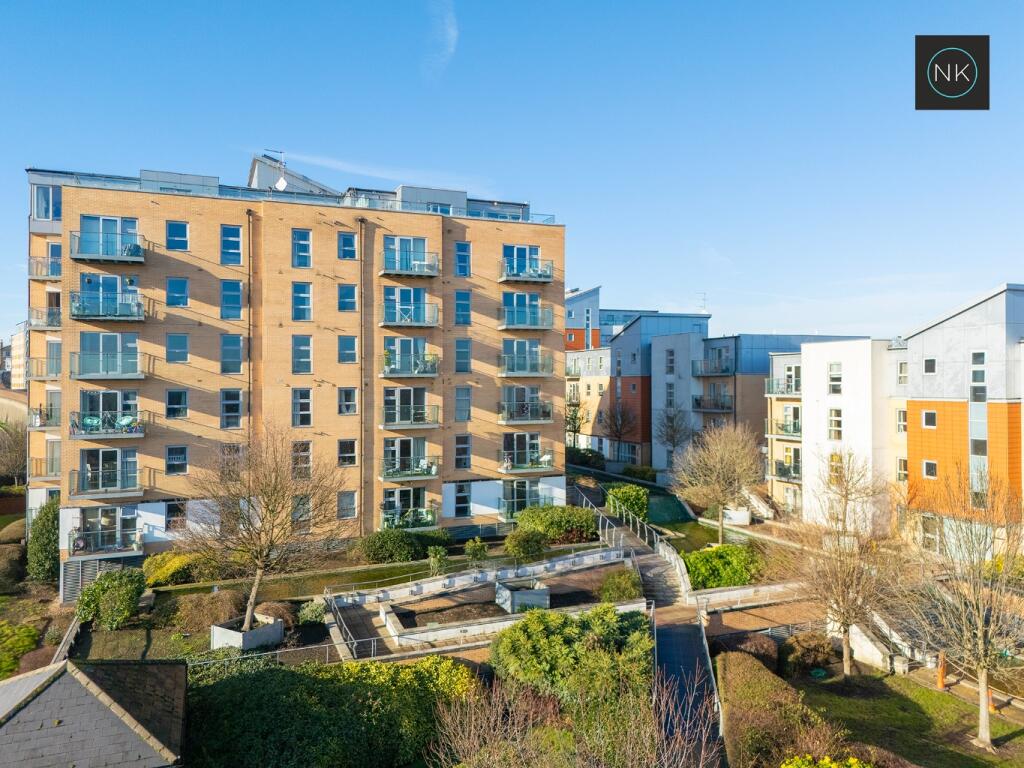 Main image of property: Marquess Heights, Queen Mary Avenue, South Woodford, London, E18