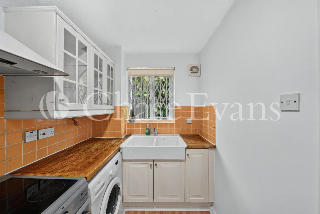 Apartment in London - View 5