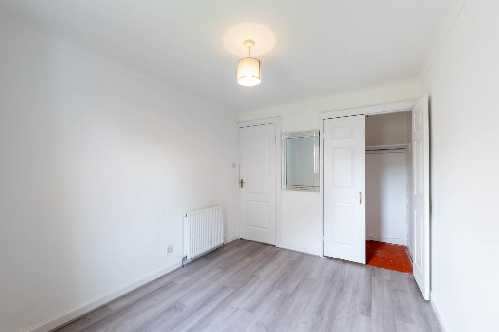 Laurelbank Court, East Calder, EH53 photo 4