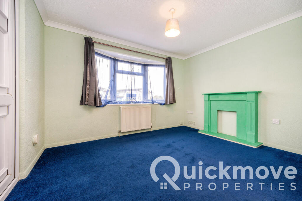House in Pavenham, Bedford - View 6