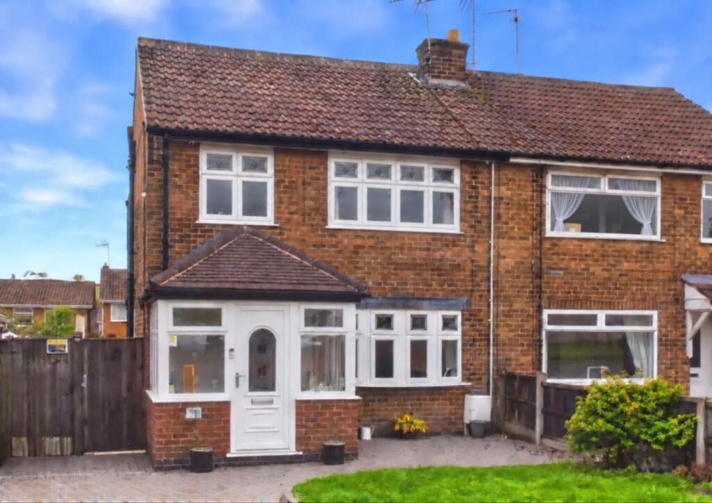 3-bed semi-detached on Lee Road, Calverton, Nottingham, £300,000