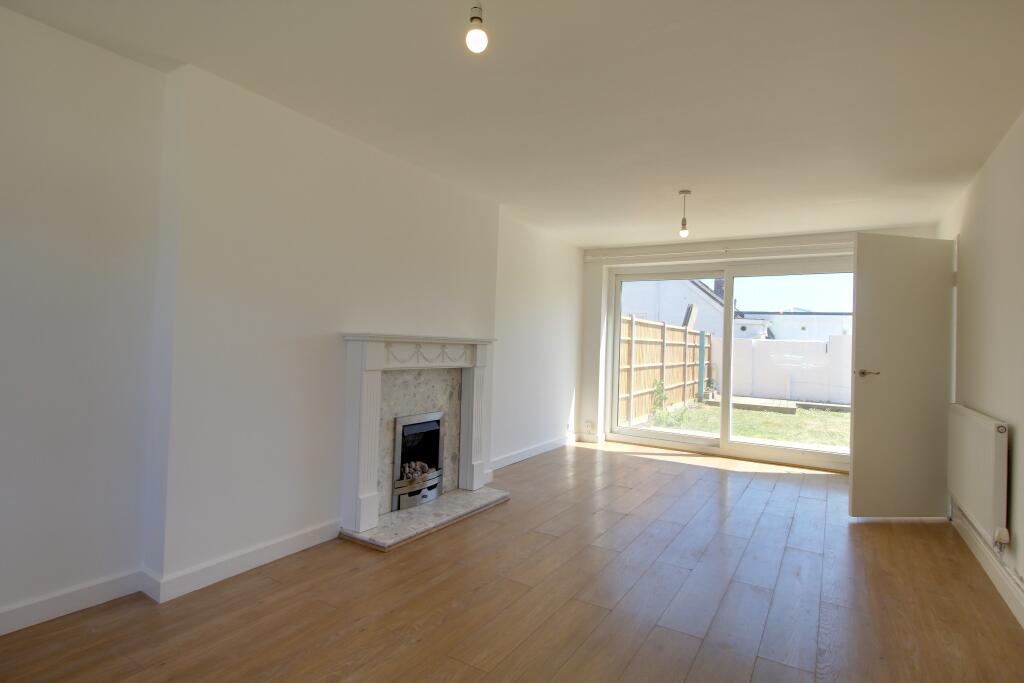 House in Portsmouth - View 3